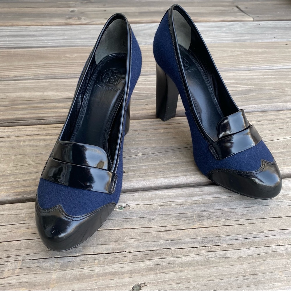Tory Burch - heeled loafer style w/ leather sole